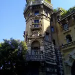 The Queen's Coffer