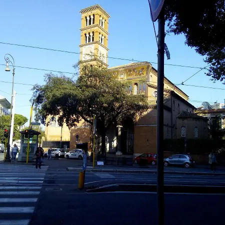 The Queen's Coffer Apartament Rzym