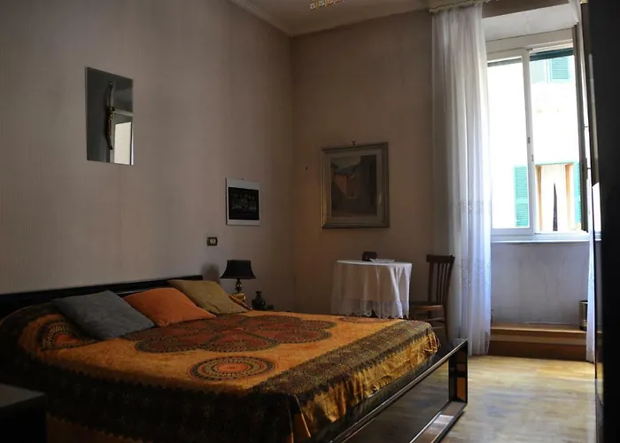 The Queen's Coffer Rome